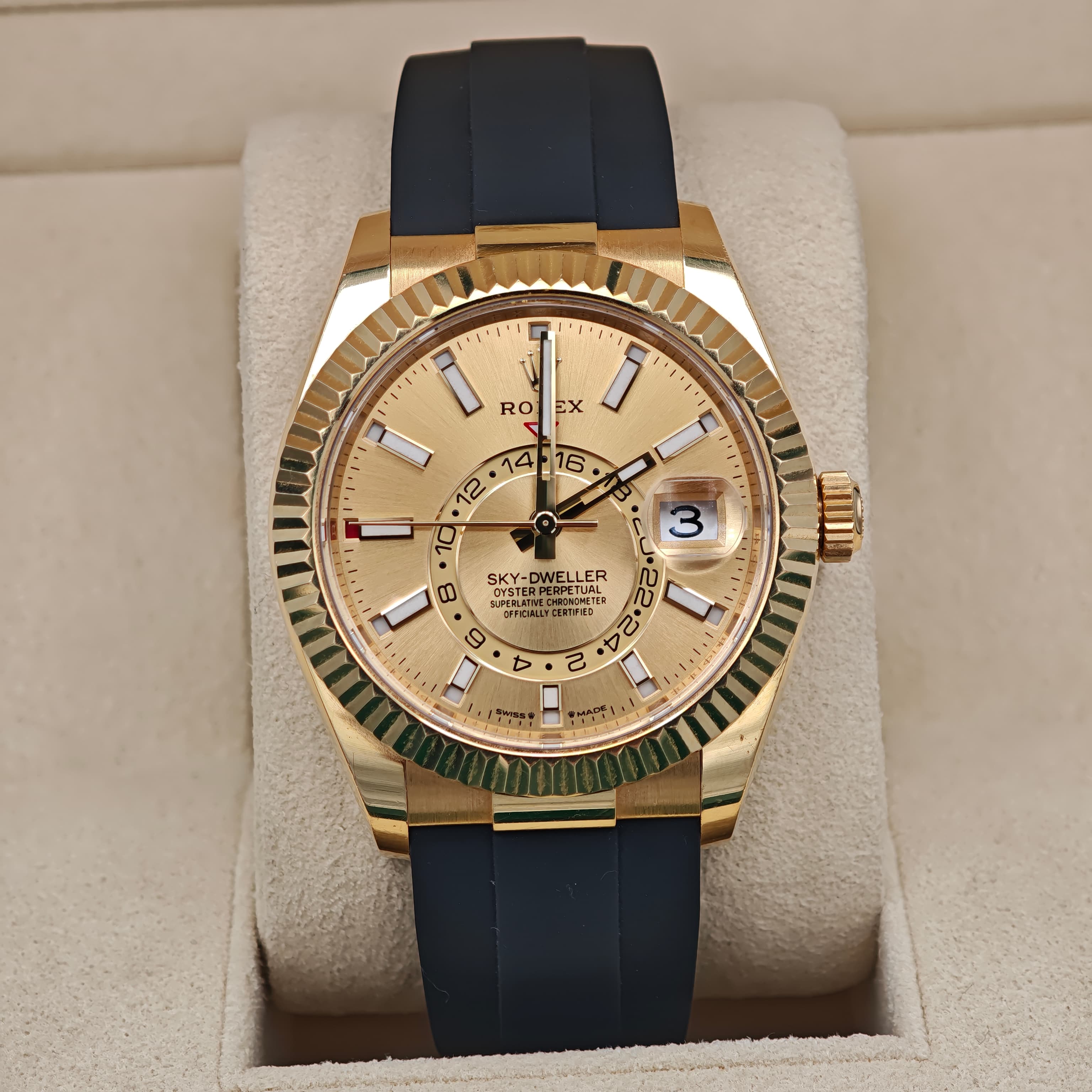 Rolex Sky-Dweller 42mm